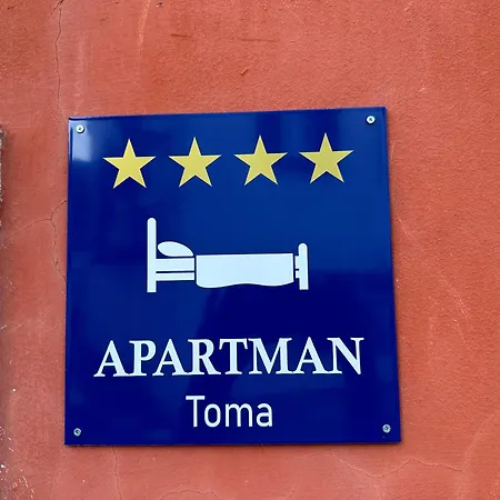 Toma *